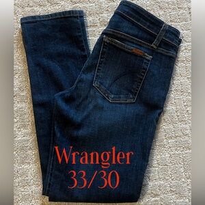 Wrangler's Men's Slim straight SZ. 33x30”  Blue jeans MInt